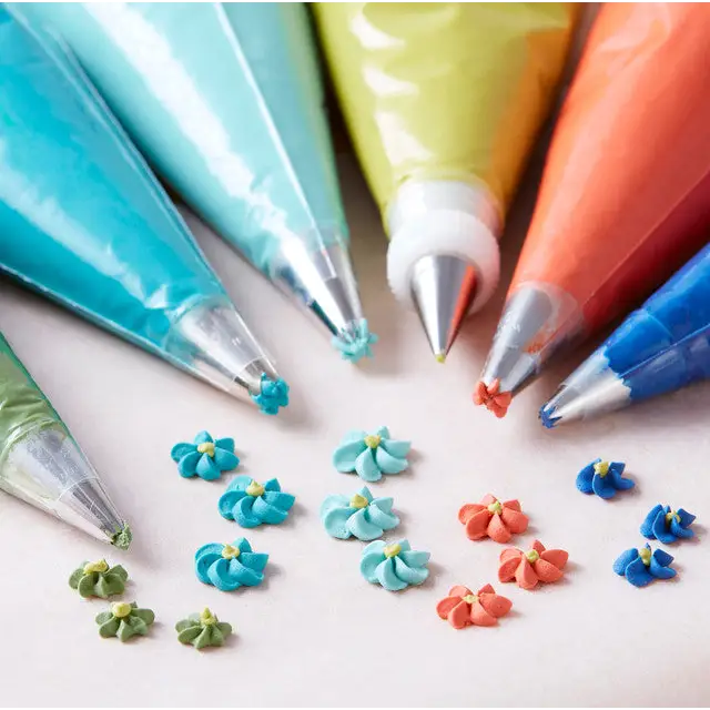 Wilton Disposable Decorative Bag 12 Count